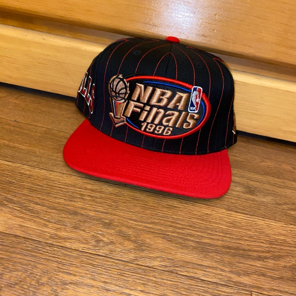 Mitchell & Ness 1996 NBA Finals SnapBack